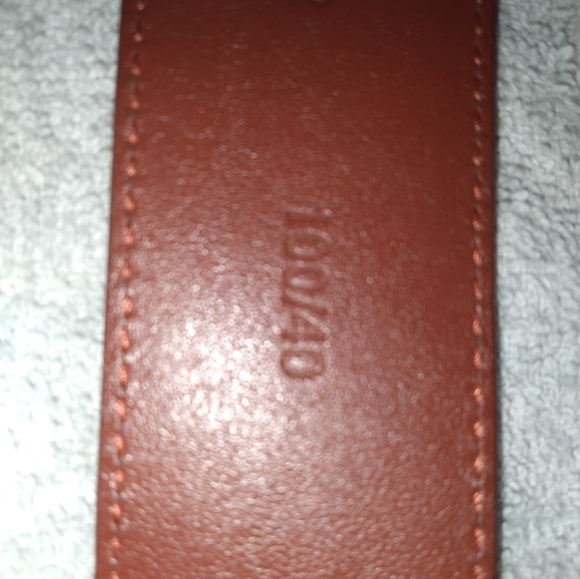 Men's Red and gold Versace belt - Picture 3 of 3